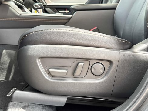 New 2025 MAZDA CX-90 3.3 Turbo w/ Preferred Package image 11