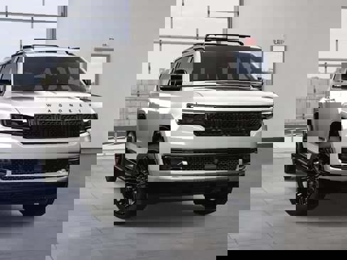 New 2025 Jeep Wagoneer L Series II image 7