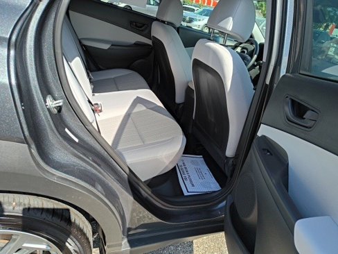 Used 2022 Hyundai Kona SEL w/ Cargo Package image 16