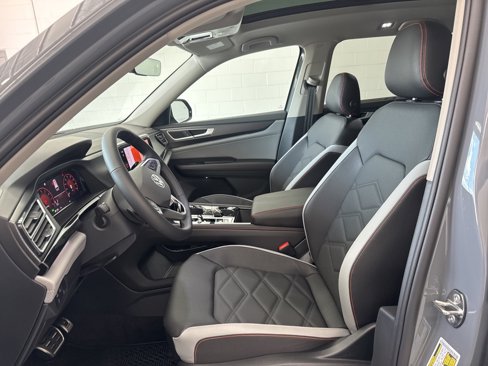 New 2026 Volkswagen Atlas SEL image 13