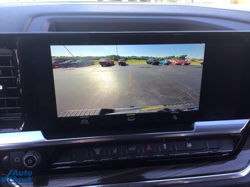 Used 2025 Chevrolet Silverado 2500 LT w/ Convenience Package image 23