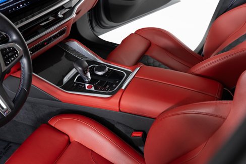 Used 2024 BMW X5 M Competition w/ Executive Package image 21