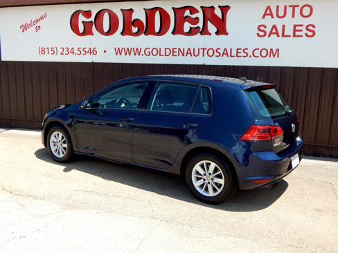 Used 2017 Volkswagen Golf S image 35