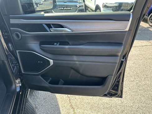 New 2025 Jeep Wagoneer Series II w/ Premium Group I image 14