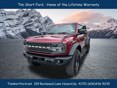 New 2025 Ford Bronco Badlands image 3