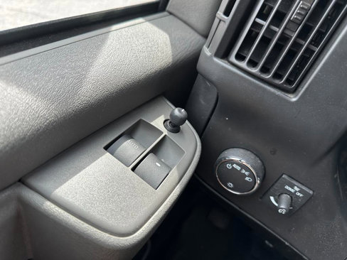 Used 2024 Chevrolet Express 2500 w/ Driver Convenience Package image 21