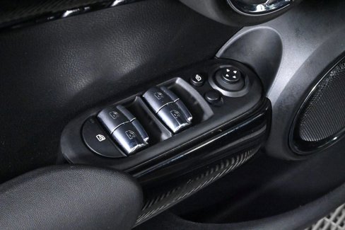 Certified 2022 MINI Cooper S image 21