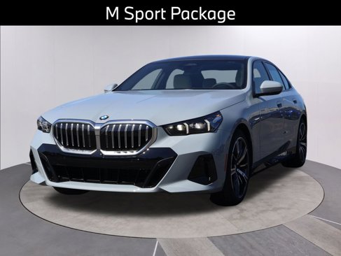 New 2026 BMW 530i xDrive w/ Executive Package image 5