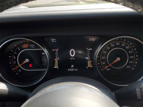 Used 2021 Jeep Wrangler Unlimited Sahara w/ Uconnect 4C Nav & Sound Group image 13