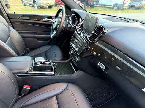 Used 2016 Mercedes-Benz GLE 300d 4MATIC image 32