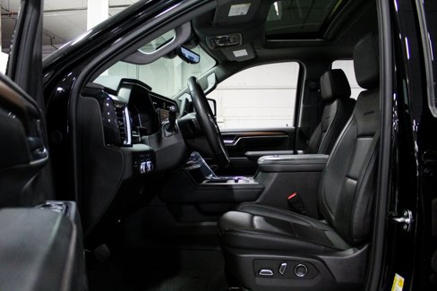 Used 2024 GMC Sierra 2500 Denali w/ Technology Package image 11