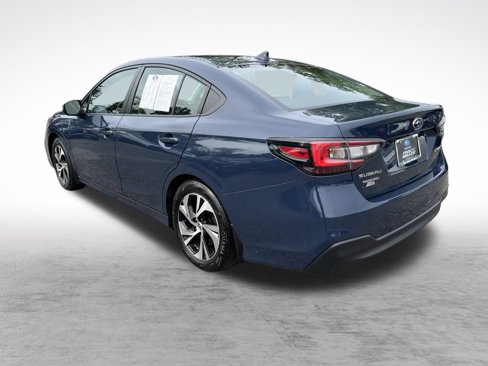 Used 2023 Subaru Legacy Premium image 5