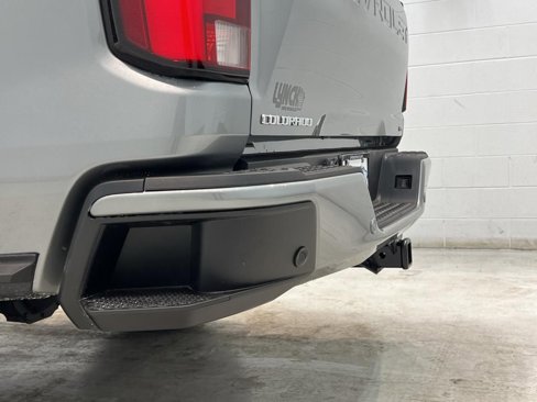 New 2024 Chevrolet Colorado LT w/ LT Convenience Package III image 35