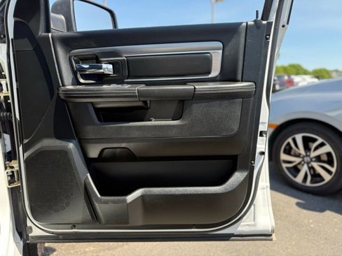 Used 2021 RAM 1500 Classic Warlock image 15