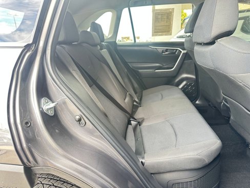 Used 2025 Toyota RAV4 LE image 39