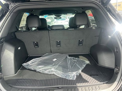 New 2026 Chevrolet Equinox RS w/ LPO, Floor Liner Package image 9