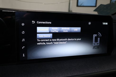 Used 2025 Nissan Kicks SV image 26