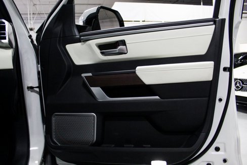 Used 2023 Toyota Sequoia Capstone image 38