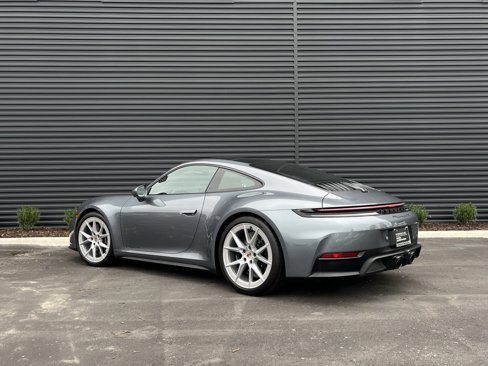 Certified 2025 Porsche 911 Carrera GTS image 3