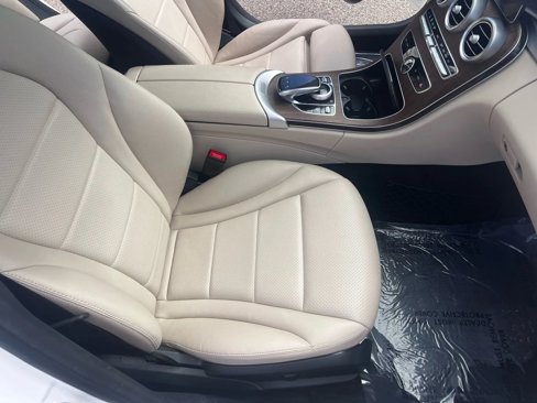 Used 2019 Mercedes-Benz C 300 4MATIC Sedan image 13