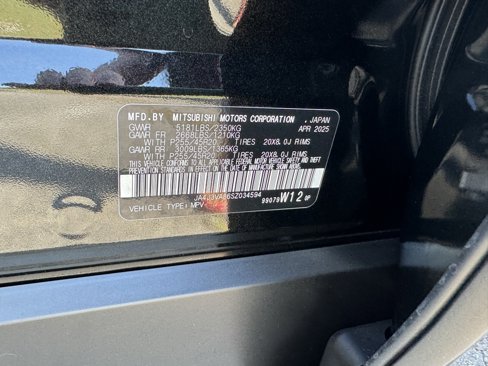 New 2025 Mitsubishi Outlander SE image 33