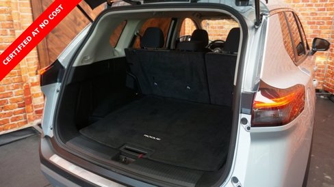 Used 2023 Nissan Rogue SV image 40