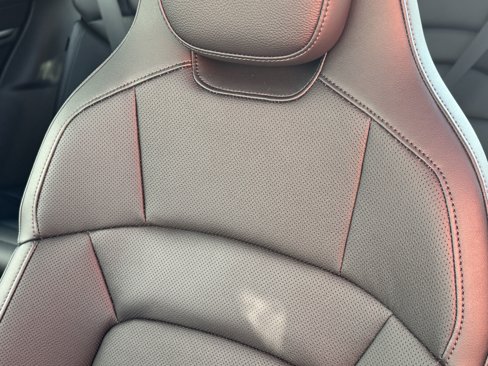 New 2025 Porsche Taycan image 5