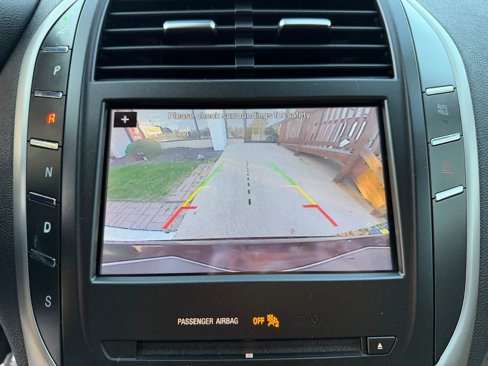 Used 2019 Lincoln MKC Select w/ MKC Climate Package image 18