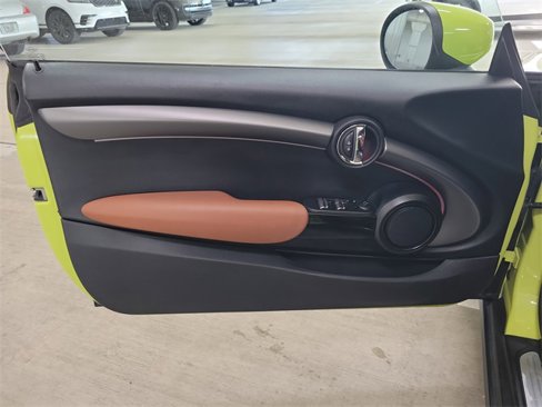 Certified 2023 MINI Cooper S w/ Signature Upholstery Package image 11