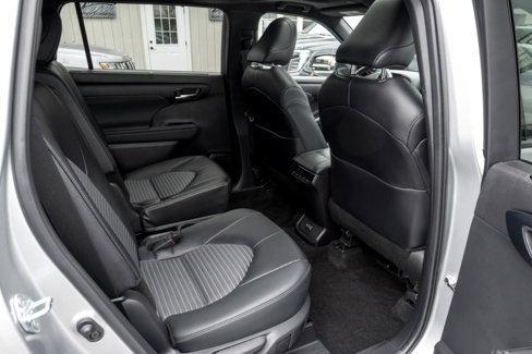 Used 2024 Toyota Highlander XSE image 38