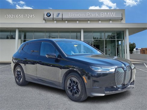 Used 2025 BMW iX xDrive50 image 3