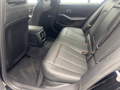 Used 2025 BMW 330i Sedan image 33