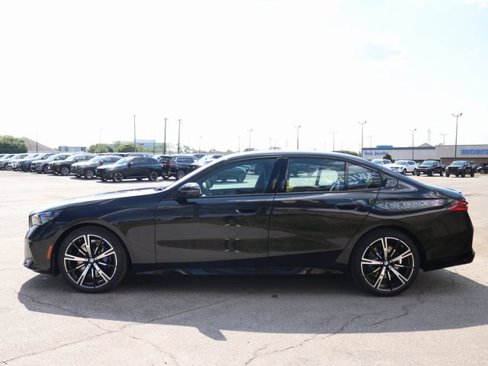 New 2026 BMW 530i xDrive w/ M Sport Package image 27