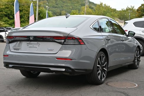Used 2024 Honda Accord Touring image 5