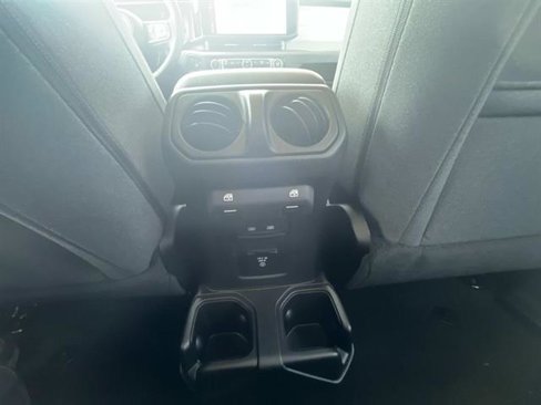 New 2025 Jeep Gladiator Sport image 6