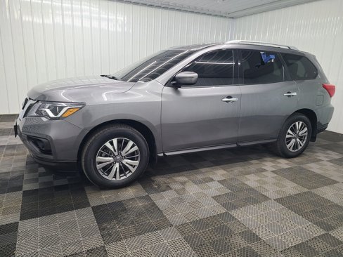 Used 2019 Nissan Pathfinder S image 8