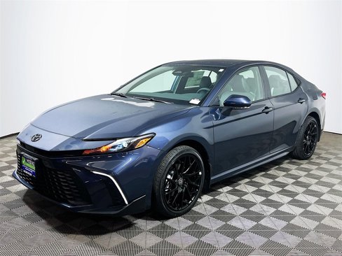 New 2026 Toyota Camry SE image 4