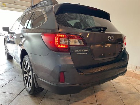 Used 2017 Subaru Outback 3.6R Limited image 51