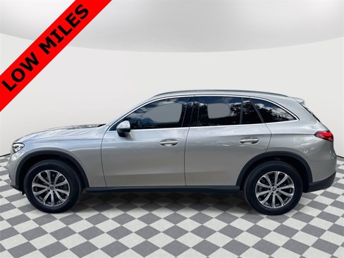 Used 2024 Mercedes-Benz GLC 300 image 2