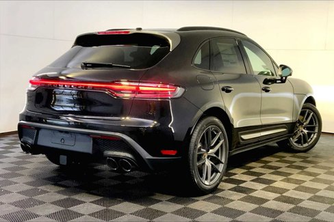 New 2026 Porsche Macan Turbo image 7