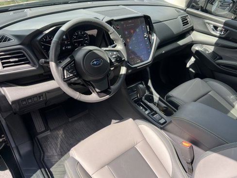 Used 2025 Subaru Ascent Onyx Edition w/ Onyx Package image 13