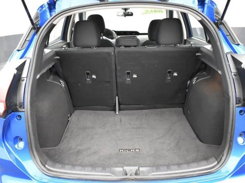 Used 2024 Nissan Kicks SV image 18