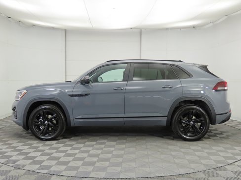 New 2026 Volkswagen Atlas Cross Sport SEL R-Line image 8