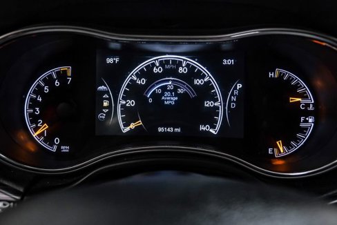 Used 2020 Jeep Grand Cherokee Limited image 24