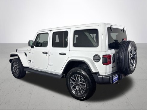 New 2025 Jeep Wrangler Sahara image 9