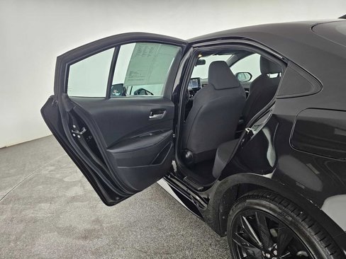 Used 2021 Toyota Corolla SE w/ Body Protection Package (TMS) image 16