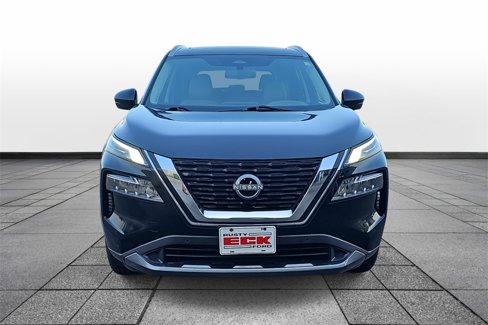 Used 2023 Nissan Rogue SL w/ SL Premium Package image 2