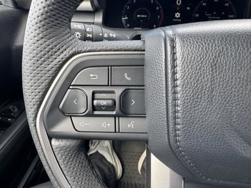 Certified 2025 Toyota Tacoma TRD Off-Road image 16