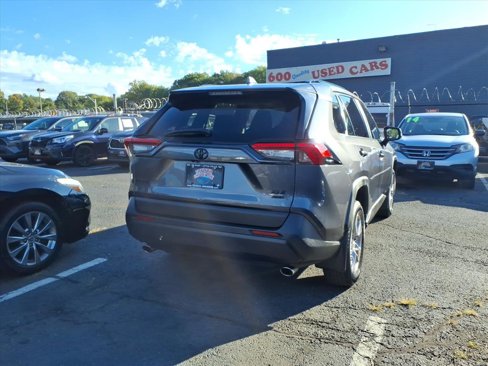Certified 2022 Toyota RAV4 XLE image 6
