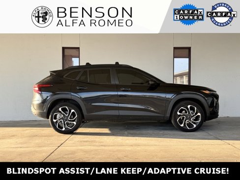 Used 2025 Chevrolet Trax RS w/ Sunroof Package image 1